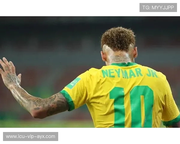 内马尔连续晃动后送出贴地球，巴西锋线获得黄金机会