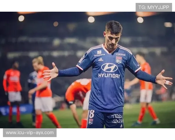 里昂2-2尼斯,德佩和井手口分享进球,德佩在里昂年薪